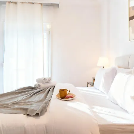 Апартамент Maison Mitropoleos - Spacious Luxury *