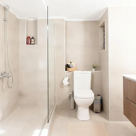 Апартамент Maison Mitropoleos - Spacious Luxury