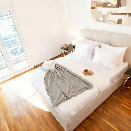 Maison Mitropoleos - Spacious Luxury Апартамент